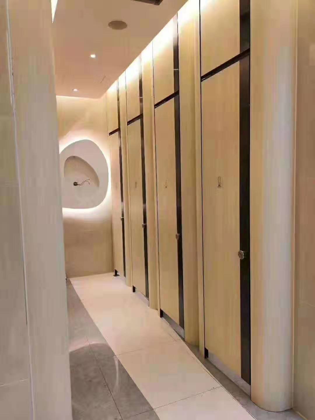 餐廳衛(wèi)生間隔斷 提升顧客體驗的關(guān)鍵細節(jié)