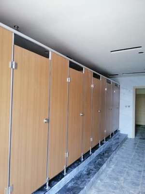 四川地區(qū)衛(wèi)生間隔斷報價及選擇指南